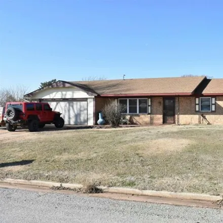 Buy this 3 bed house on 1070 Cottonwood Street in Wakita, Grant County