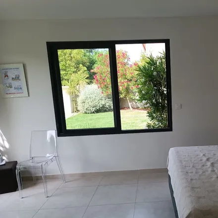 Rent this 3 bed house on Avignon in Vaucluse, France