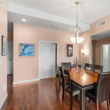 Image 9 - 922 Nw 11th Ave Apt 807, Portland, Oregon, 97209 - Condo for sale