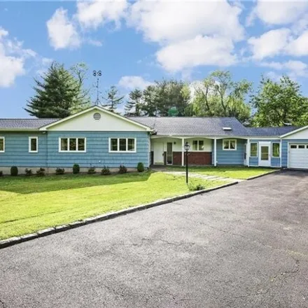 Rent this 5 bed house on 9 Taconic Road in Millwood, New Castle