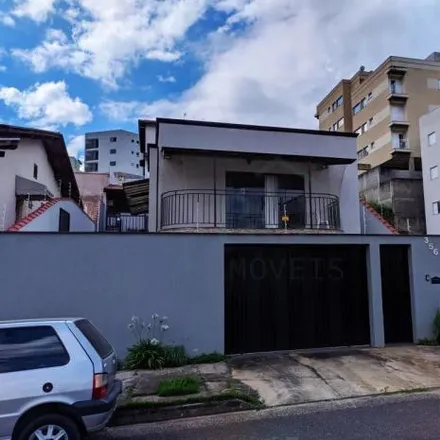 Buy this 3 bed house on Rua Afonso Celso de Souza Mattes in Jardim Del Rey, Poços de Caldas - MG