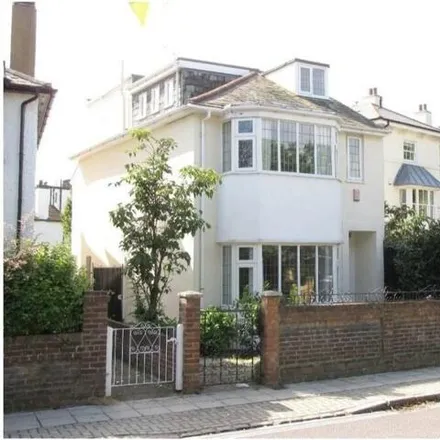 Rent this 4 bed house on 7 Queens Crescent in Portsmouth, PO5 3HD
