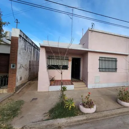 Buy this 2 bed house on Leandro N. Alem in Departamento General San Martín, Arroyo Cabral