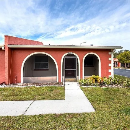 Buy this 2 bed house on 6350 Bonnie Bay Circle in Pinellas County, FL 33781