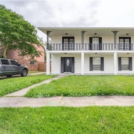 Image 1 - 10130 Brookfield Drive, New Orleans, LA 70127, USA - House for sale
