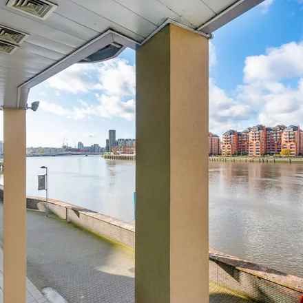 Image 2 - Orbis Wharf, Bridges Court, London, SW11 3GW, United Kingdom - Apartment for rent