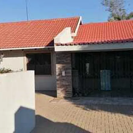 Image 1 - Mozart Road, Wilgeheuwel, Roodepoort, 2040, South Africa - Apartment for rent