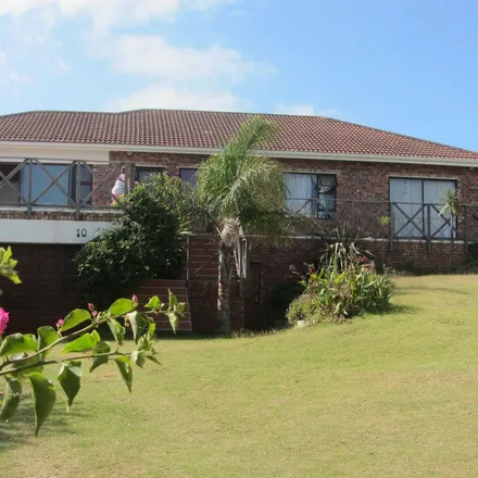 Rent this 3 bed apartment on Seven Oaks Street in Westview Heights, Ndlambe Local Municipality