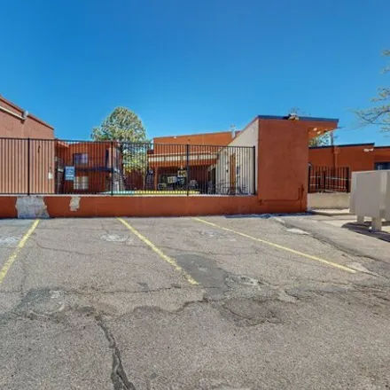 Buy this 1 bed condo on 1906 Columbia Drive Southeast in Albuquerque, NM 87106
