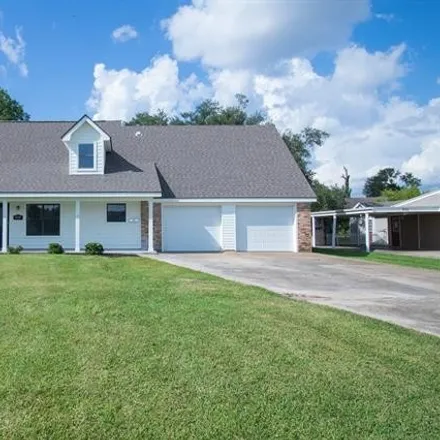 Buy this 3 bed house on 810 Holly Street in Lake Charles, LA 70601