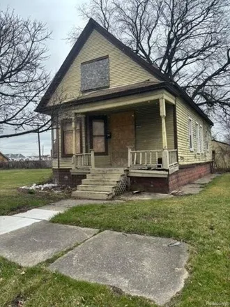 Buy this 2 bed house on 2925 Putnam Street in Detroit, MI 48208