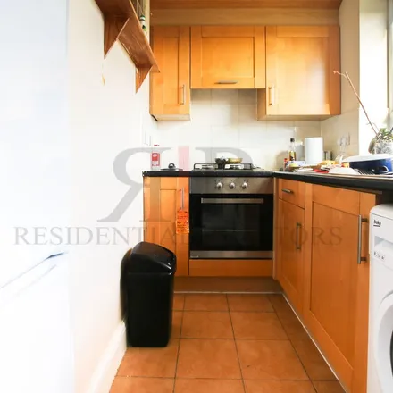 Rent this 1 bed apartment on Baroque Gardens in Windlass Place, London