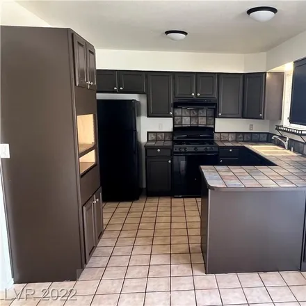 Image 4 - 121 Hexham Drive, Henderson, NV 89015, USA - House for rent