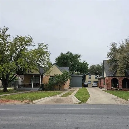 Buy this 2 bed house on 1267 North 15th Street in McAllen, TX 78501