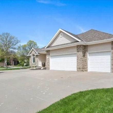 Buy this 3 bed house on South 175th Street in Omaha, NE 68135