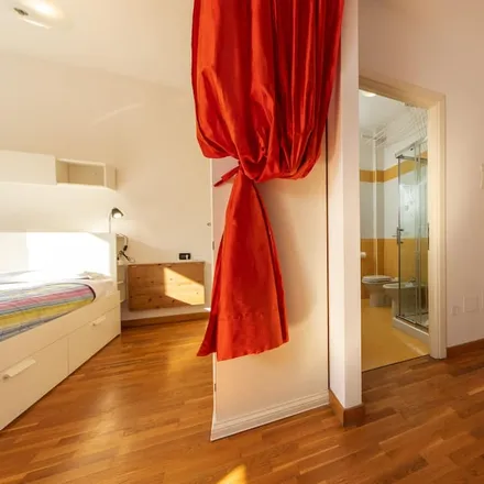 Image 9 - Via Milazzo 5 - Apartment for rent