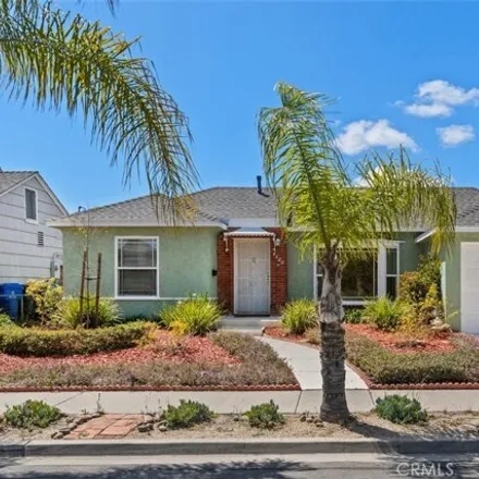 Buy this 3 bed house on 4620 Valencia Drive in San Diego, CA 92115