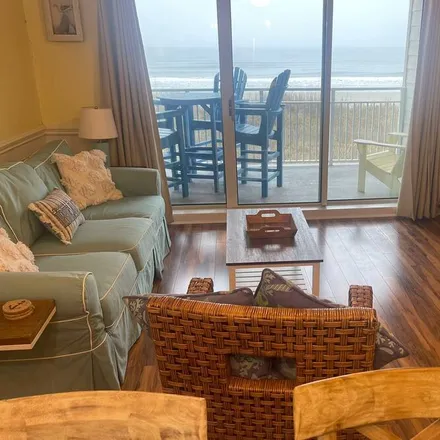 Rent this 2 bed condo on NC