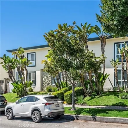 Image 3 - 7701 West Manchester Avenue, Los Angeles, CA 90293, USA - House for sale