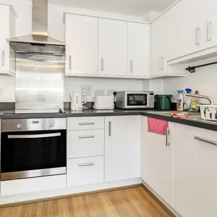 Rent this 1 bed apartment on Green Dragon Primary School in North Road, London