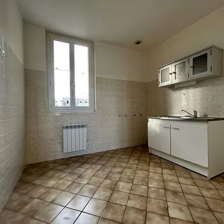 Image 6 - 10 Rue du Maréchal Leclerc, 76410 Saint-Aubin-lès-Elbeuf, France - Apartment for rent