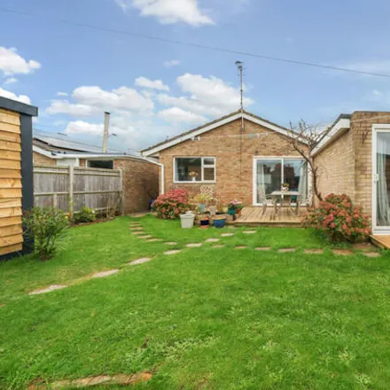 Buy this 3 bed house on Keymer Avenue in Peacehaven, BN10 8EX