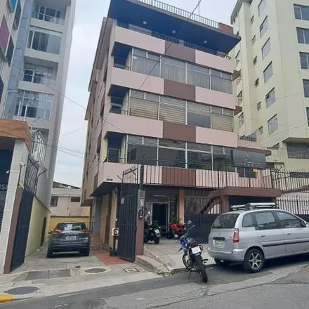 Rent this 6 bed apartment on La Bujia in Avenida 10 de Agosto, 170129