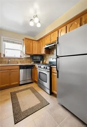 Image 5 - 1825 Palmer Avenue, Village of Larchmont, NY 10538, USA - Apartment for sale