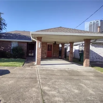 Rent this 3 bed house on 4201 West Esplanade Avenue in Metairie, LA 70006