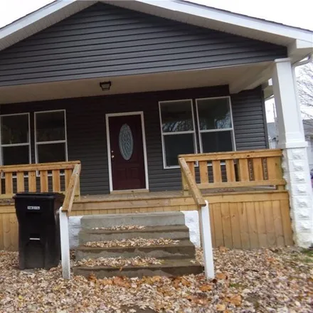 Buy this 2 bed house on 1301 Hickory Street in Brighton, Zanesville
