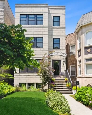 Image 1 - 2064 North Humboldt Boulevard, Chicago, IL 60647, USA - House for sale