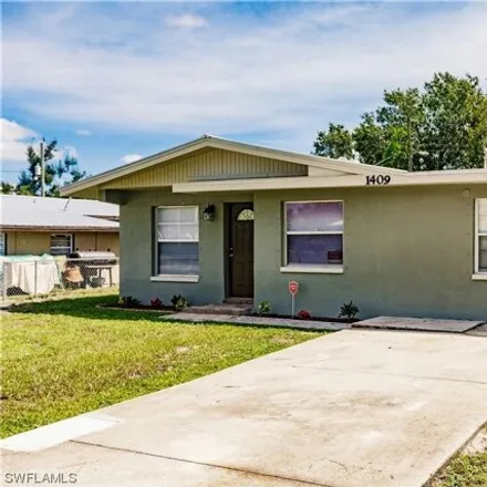 Image 3 - 1409 Bert Drive, Fort Myers, FL 33916, USA - House for sale