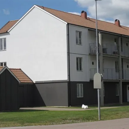Rent this 3 bed apartment on Höstgatan 41 in 256 65 Helsingborg, Sweden