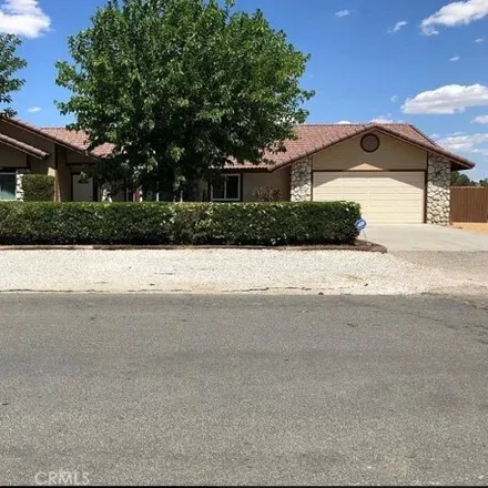 Buy this 3 bed house on 13455 Cochise Road in Apple Valley, CA 92308