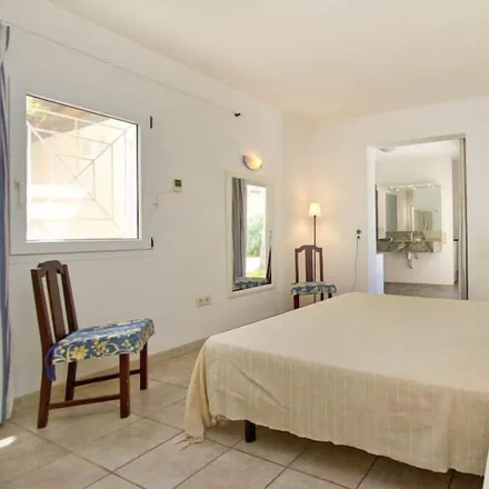 Rent this 3 bed house on Calle Barranco de Tauro in 35010 Las Palmas de Gran Canaria, Spain