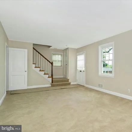 Image 5 - 212 Indian Spring Drive, Silver Spring, MD 20901, USA - House for sale