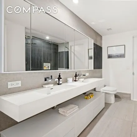 Image 5 - 542 West 49th Street, New York, NY 10019, USA - Condo for sale