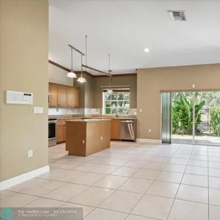 Image 4 - 1461 Southwest 11th Place, Fort Lauderdale, FL 33312, USA - House for sale