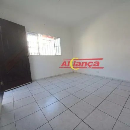 Rent this 1 bed house on Avenida Aracaju in Taboão, Guarulhos - SP