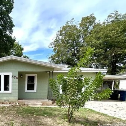 Rent this 3 bed house on 879 East Torrey Street in Rio Vista, New Braunfels