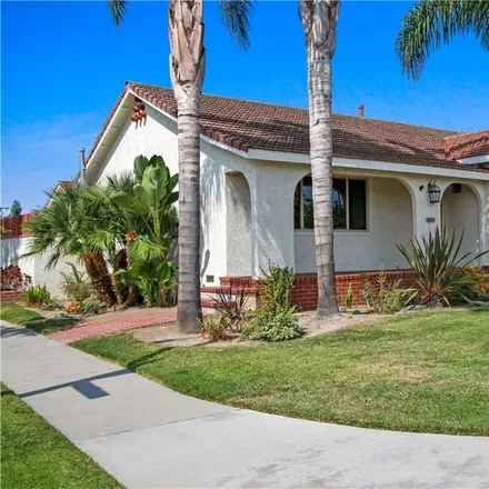 Image 2 - 6922 Harvey Way, Lakewood, CA 90713, USA - House for sale