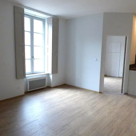 Rent this 3 bed apartment on 2 Boulevard Gambetta in 12000 Rodez, France