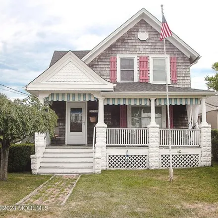 Rent this 3 bed house on 102 Columbia Avenue in Long Branch, NJ 07740