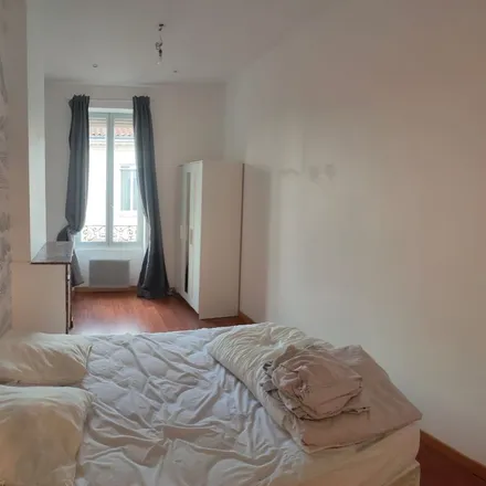 Image 3 - 4 Rue de Cursol, 33000 Bordeaux, France - Apartment for rent