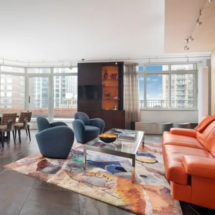 Image 1 - The Coronado, 155 West 70th Street, New York, NY 10023, USA - Townhouse for sale