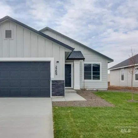 Buy this 3 bed house on West Peterborough Street in Nampa, ID 83651