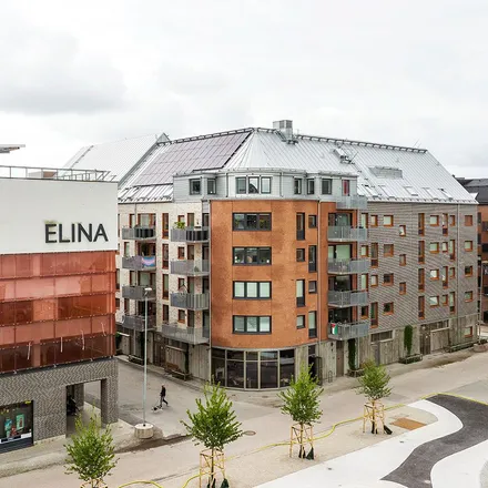 Rent this 2 bed apartment on Spårvägen in 212 52 Malmo, Sweden