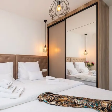 Rent this 2 bed apartment on Okrug Gornji in Radiceva, 21223 Okrug Gornji