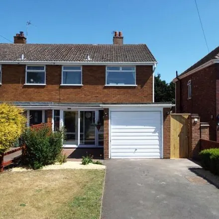 Buy this 3 bed duplex on Broadhurst Green in Pye Green Road, Hednesford