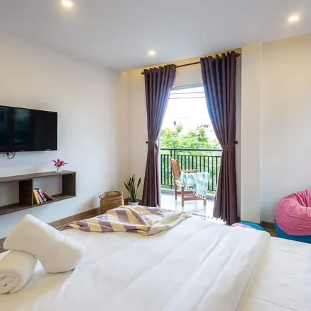 Rent this 1 bed apartment on Da Nang International Airport in Trường Thi 5, Hải Châu District